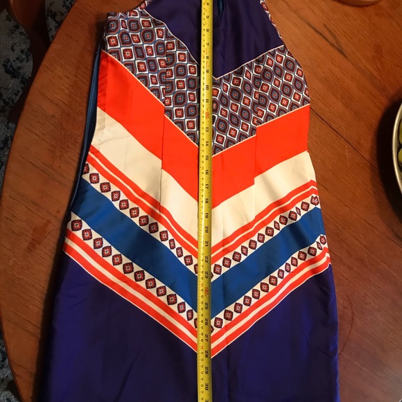 Halter dress size 8p ..multi colour …Banana republic.. - Picture 7 of 7